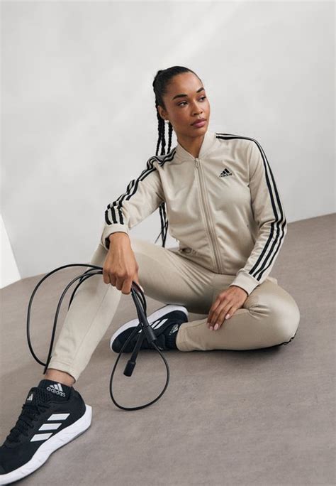 adidas vrouwen zalando|Adidas Damesartikelen • ZALANDO • Alles voor vrouwen online.